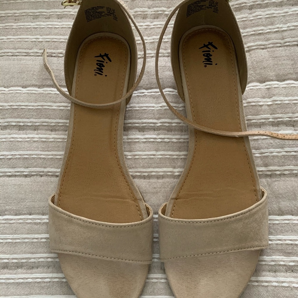 Size 12 beige suede wedge heel (1”) sandal